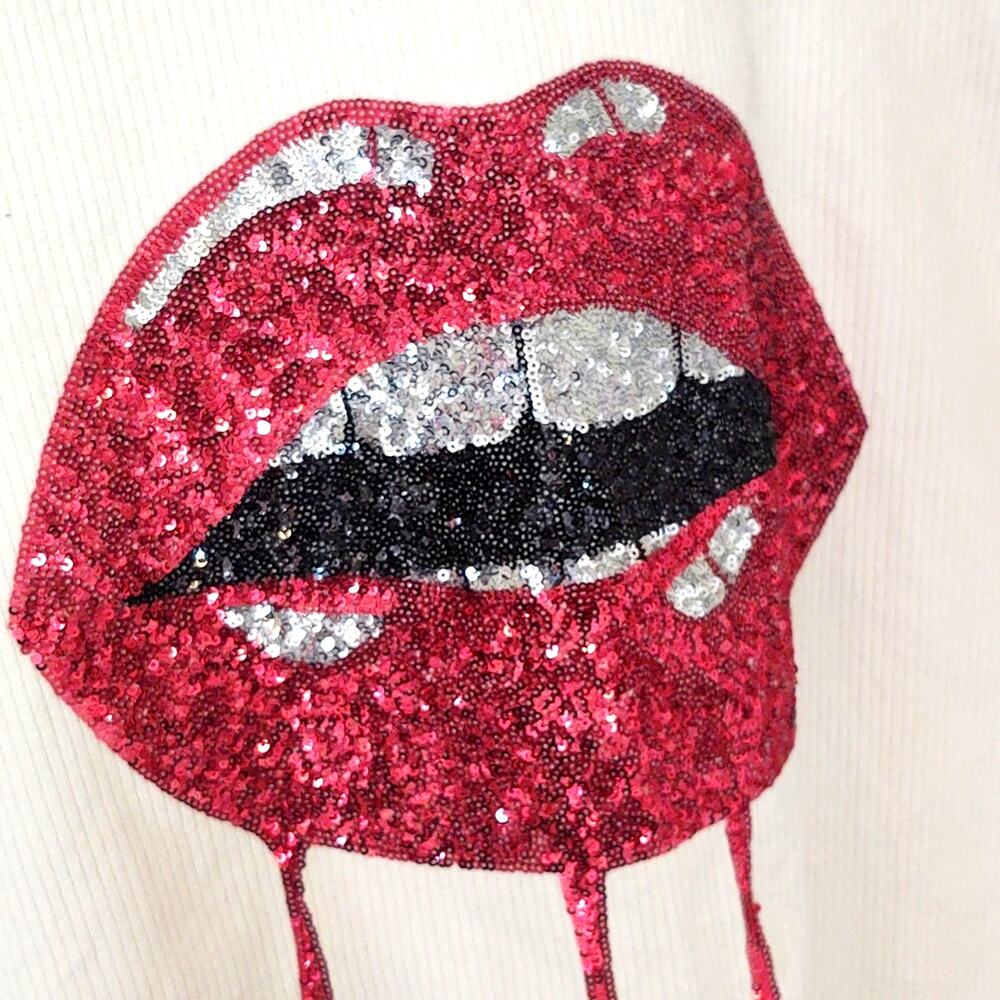 Fantastic Fawn corduroy shacket with large sequin red lips back hit - Picture 4 of 6